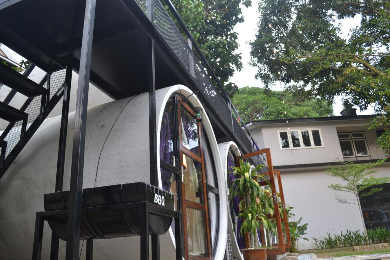 Mango'S Park Port Dickson Hotel Exterior photo