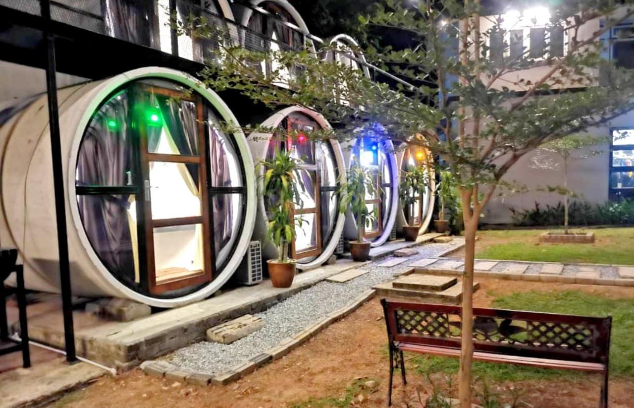 Mango'S Park Port Dickson Hotel Exterior photo