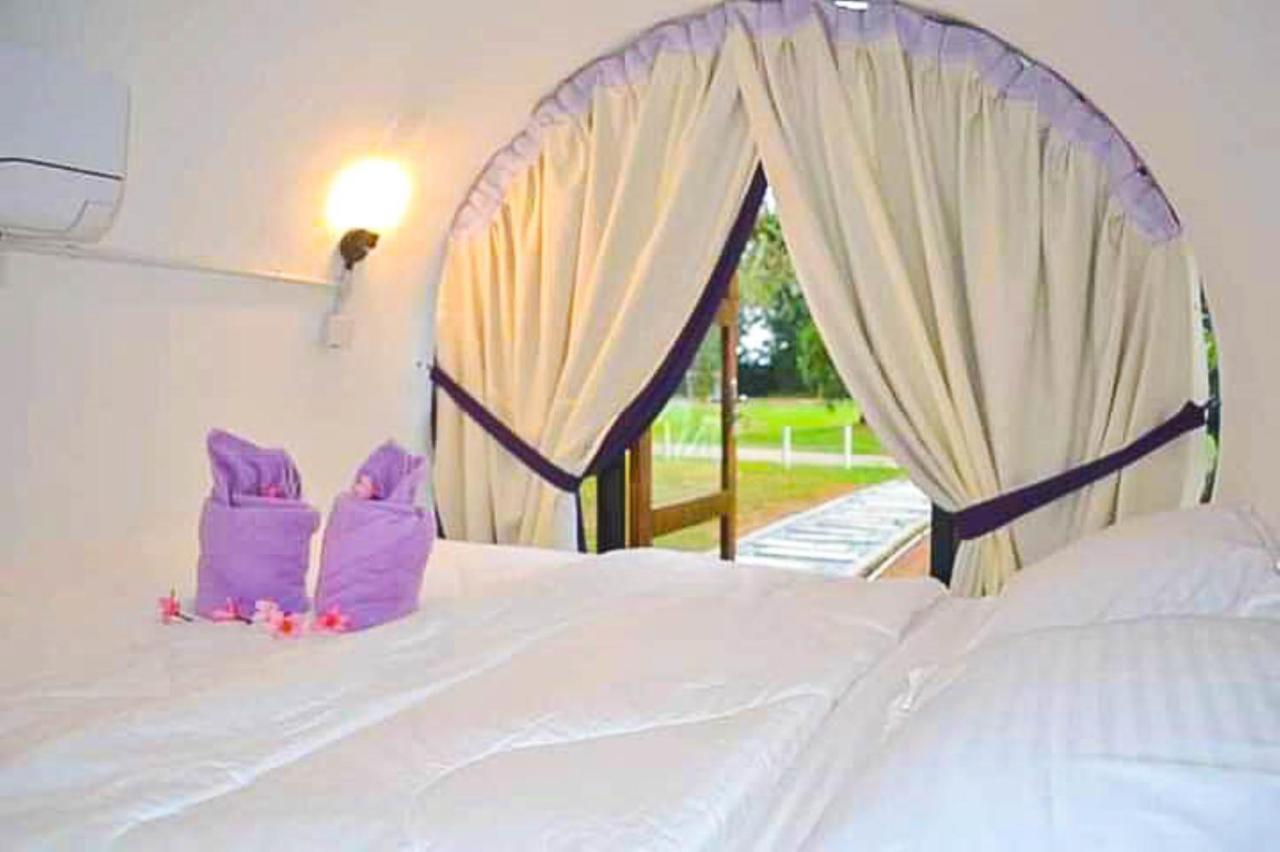 Mango'S Park Port Dickson Hotel Exterior photo